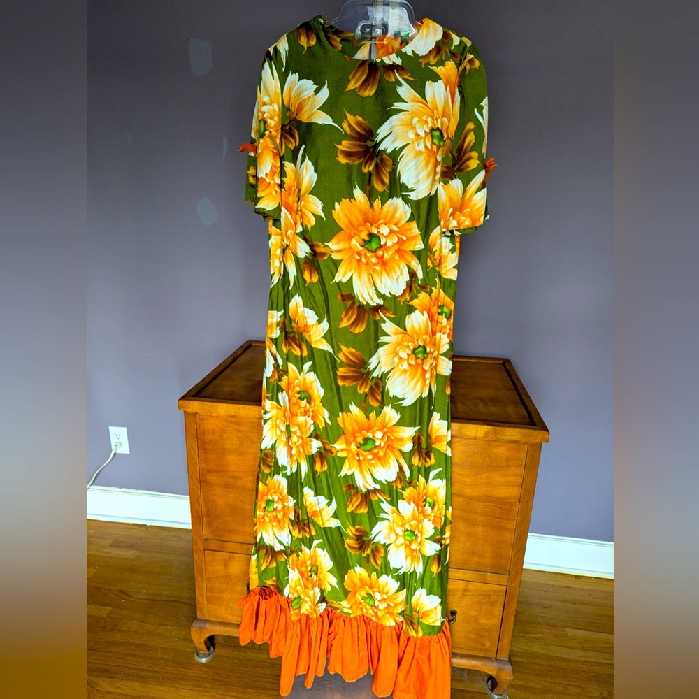 Muu Muu, Vintageish, Handsewn